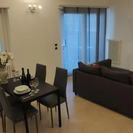 Alessandra Aparthotel