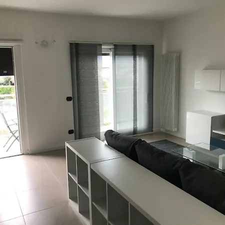 Apart-hotel Alessandra Domaso