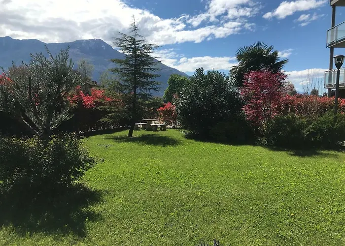 Alessandra Aparthotel Domaso